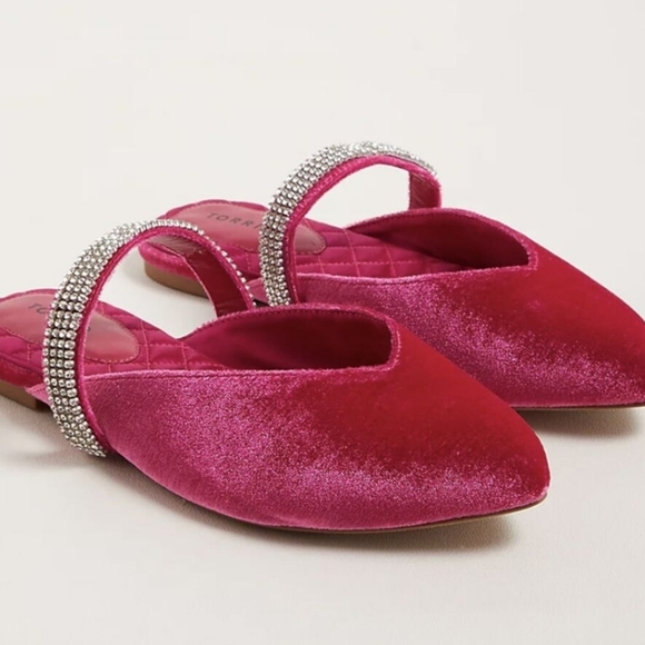 Shoes - Torrid pink velvet flats stones 11w